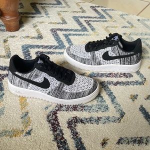 Nike Air Force 1 flyknit